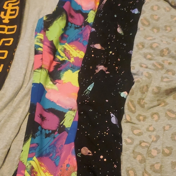14-16 Girls Lot, 7 leggings, bathing suit, shirt - Picture 2 of 4